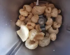 Step <p>Secar bien el vaso,e introducir las cortezas</p> illustration